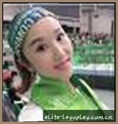 李薇